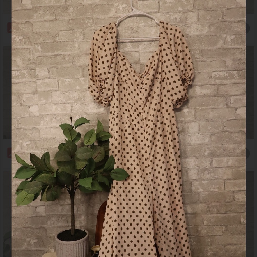Polka Dot Puff Sleeve Jumper